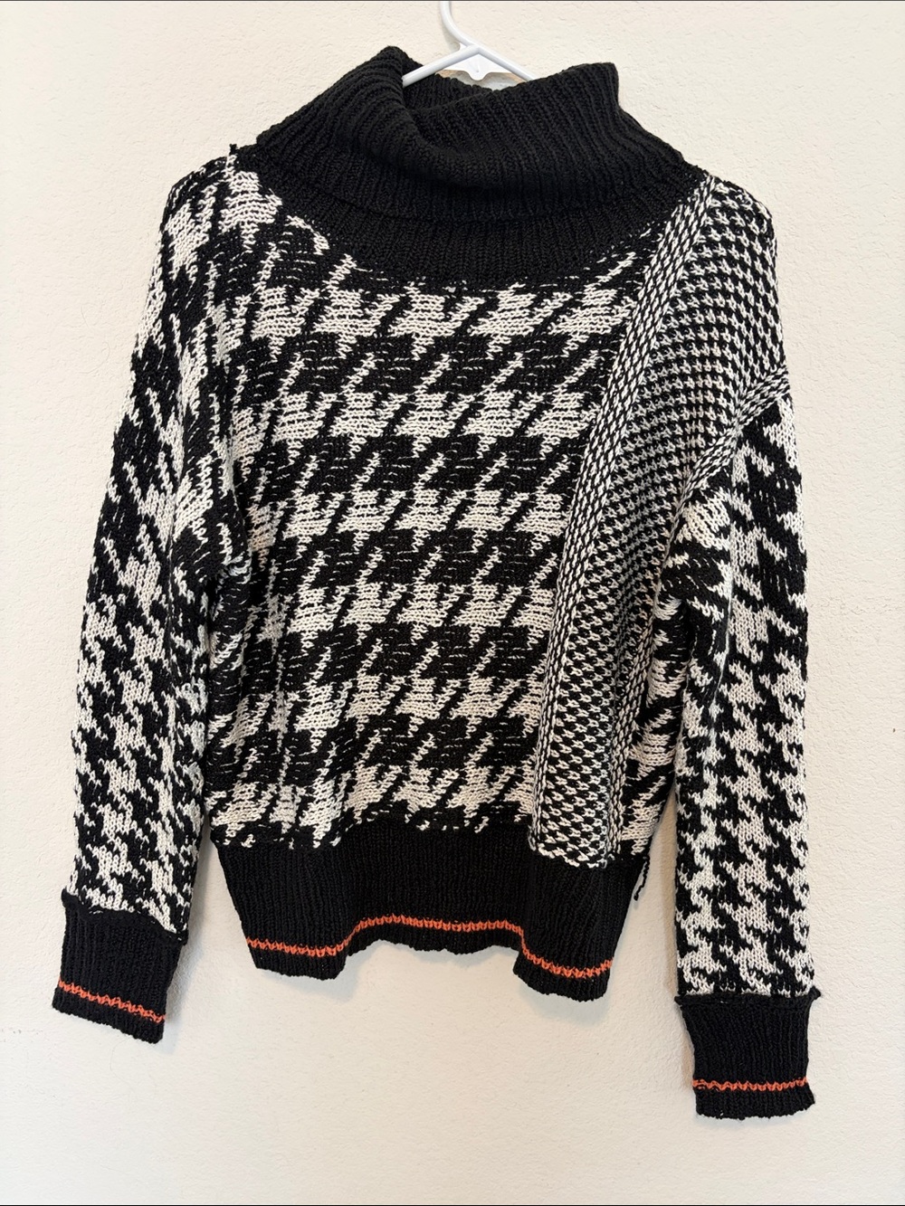 VENUS Black and White Houndstooth Turtleneck Sweater with Orange Trim - Picture 2 of 4